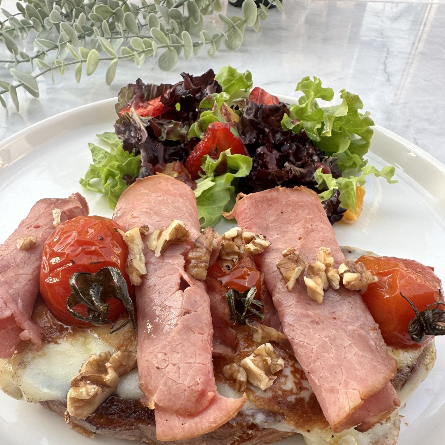 Roost Beef Ekmek Üstü